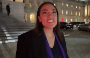 βI Would Stomp Himβ: AOC Claps Back at JD Vance as New Poll Shows Tight 2028 Race